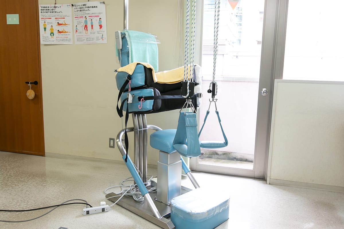 プロテック(浮腰式腰痛治療器)